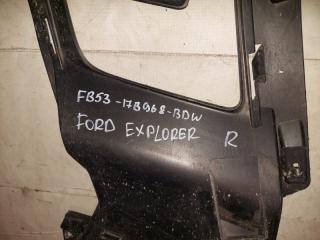 Накладка противотуманной фары правая FORD EXPLORER U502