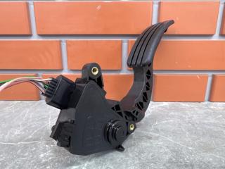 Педаль газа Renault Megane BZ00 2011 1.6 K4M839 Педаль газа Renault Megane BZ00 2011 1.6 K4M839