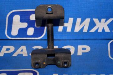 Крючок капота Mercedes GL-class 2012-2015 X166 1668800264 Б/У