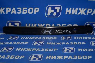 Накладка крышки багажника Hyundai Accent 2 2000-2012