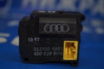 Моторчик заслонки печки Audi A8 1994-1998 D2/4D 4D0820511A Б/У