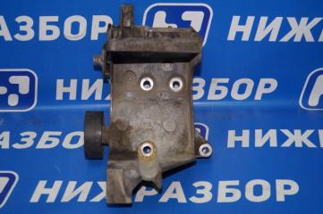 Кронштейн генератора Ford Focus 1 2004 1.6 Duratec ROCAM E2333A890190B Б/У