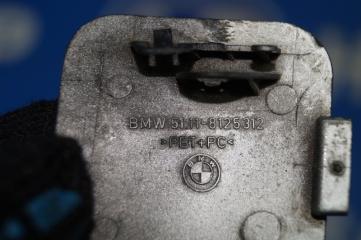 Заглушка буксировочного крюка передняя правая BMW 7-серия E38