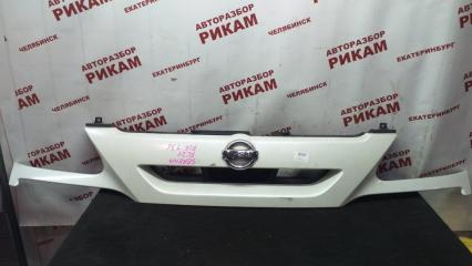 Решетка радиатора NISSAN SERENA 2004