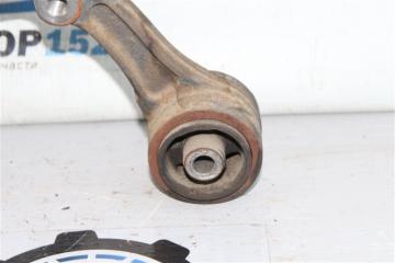 Крепление редуктора X-Trail 2002-2007 NT30 QR20DE Крепление редуктора X-Trail 2002-2007 NT30 QR20DE