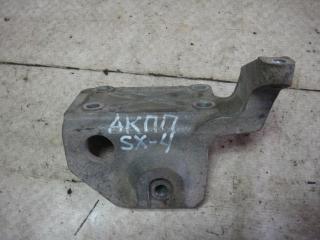 Кронштейн КПП левый Suzuki SX4 YB21S M16A 1167179J10 Б/У