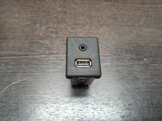 Разъем AUX USB Opel Insignia