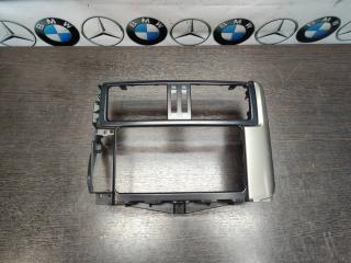 Запчасть рамка магнитолы Toyota Land Cruiser Prado 5542260060 контрактная Рамка магнитолы Toyota Land Cruiser Prado 5542260060 контрактная