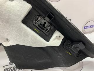 Обшивка багажника задняя правая GLE AMG 2017