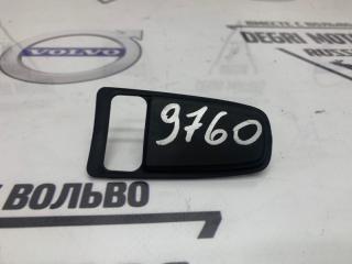 Запчасть накладка ручки двери Volvo XC60 2022