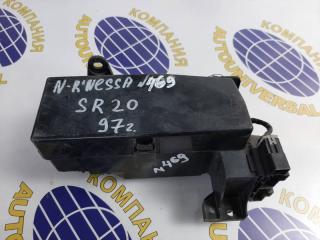 Блок предохранителей Nissan Rnessa 1997