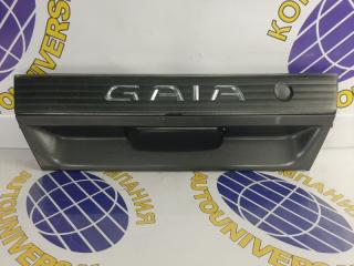 Запчасть фальшпанель задний Toyota Gaia 1998