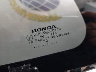 Стекло собачника левое Honda Airwave GJ1 L15A