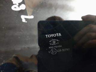 Стекло собачника левое Toyota Ractis NCP100 1NZFE