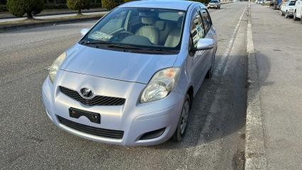 Крепление запасного колеса Toyota Vitz 2008