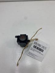 Кнопка аварийной сигнализации Toyota Vista Ardeo ZZV50G 1ZZFE БУ