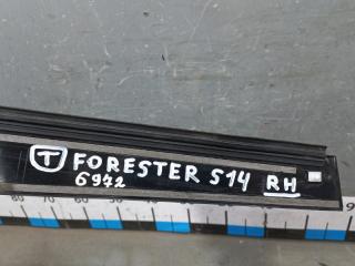 Накладка стойки Forester S14