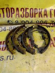 Тормозные колодки заднее TOYOTA PROBOX 2005