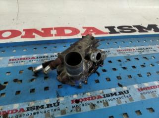 Запчасть корпус термостата Honda Civic 8 4D 2006-2010 R18A 19320-RNA-A00 контрактная Корпус термостата Honda Civic 8 4D 2006-2010 R18A 19320-RNA-A00 контрактная