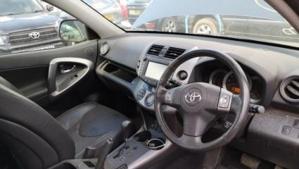 Кнопка RAV4 2006 Aca30 1AZFE