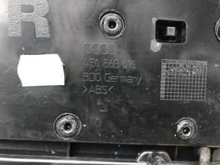 Обшивка двери передняя правая A8 2005 D3 BFM