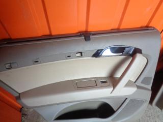 Обшивка двери задняя левая Audi Q7