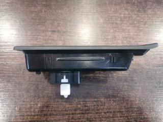Гнездо USB/AUX 3-Series 2018 F34 2.0 B48B20B Гнездо USB/AUX 3-Series 2018 F34 2.0 B48B20B