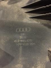 Крышка фонаря левая Audi Q7 4L 3.0 TDI BUG