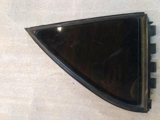 Запчасть стекло боковое глухое (собачник) правое Toyota Corolla