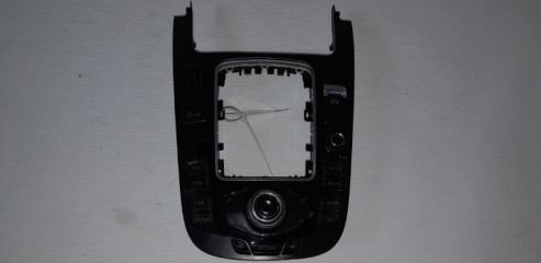 Консоль нижняя с управлением магнитолы AUDI A5 2010