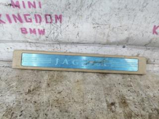 Накладка порога правая Jaguar XF 2011