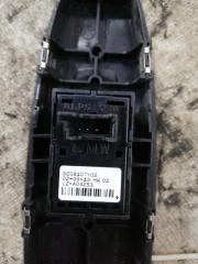 Кнопка стеклоподъёмника 1-Series F20 Кнопка стеклоподъёмника 1-Series F20