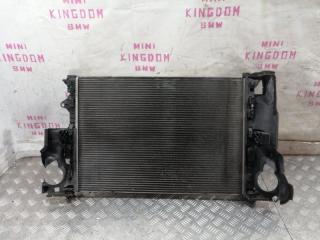 Запчасть радиатор охлаждения Volvo V70 2008