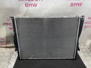 Радиатор охлаждения BMW 3-Series 2009