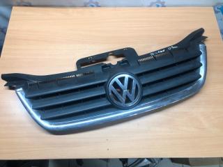 Запчасть решетка радиатора передняя Volkswagen Touran (1) 2003