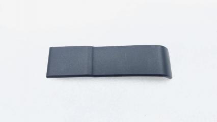 Накладка фонаря задняя левая Toyota Land Cruiser 200 1VD-FTV БУ