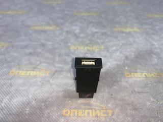 Разъем USB Opel Astra