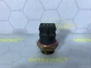 Запчасть датчик включения вентилятора Opel Vectra B 90506499 Б/У Датчик включения вентилятора Opel Vectra B 90506499 Б/У