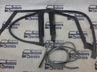 Уплотнитель проема двери Subaru Legacy B4 2001