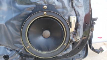 Дверь передняя левая Forester 2002 SG5 EJ205 Дверь передняя левая Forester 2002 SG5 EJ205
