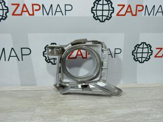 Рамка противотуманной фары передняя левая Toyota Land cruiser J200 БУ