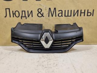 Решетка радиатора Renault Sandero 2 БУ