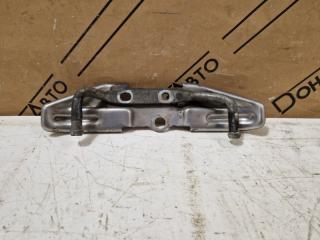 Кронштейн глушителя правый Toyota Camry V50 V55 Кронштейн глушителя правый Toyota Camry V50 V55