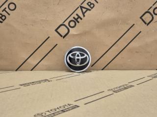 Колпачок колесного диска Toyota Camry V70 новая