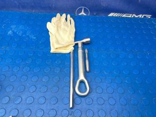 Набор инструментов Mercedes-benz E250 2010