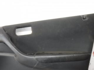 Обшивка двери передняя правая Honda Civic D16V