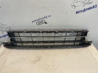 Решетка в бампер Volkswagen Passat B8 CRLB новая