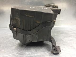 Корпус воздушного фильтра Ford Focus II 2008-2011 2009 1.6 SHDA Корпус воздушного фильтра Ford Focus II 2008-2011 2009 1.6 SHDA