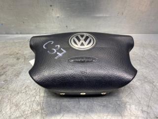 Подушка безопасности в рулевое колесо Volkswagen Bora 1997-2005 1999 v49