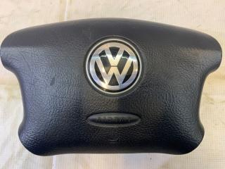 Подушка безопасности в рулевое колесо Volkswagen Bora 1997-2005 1999 v51